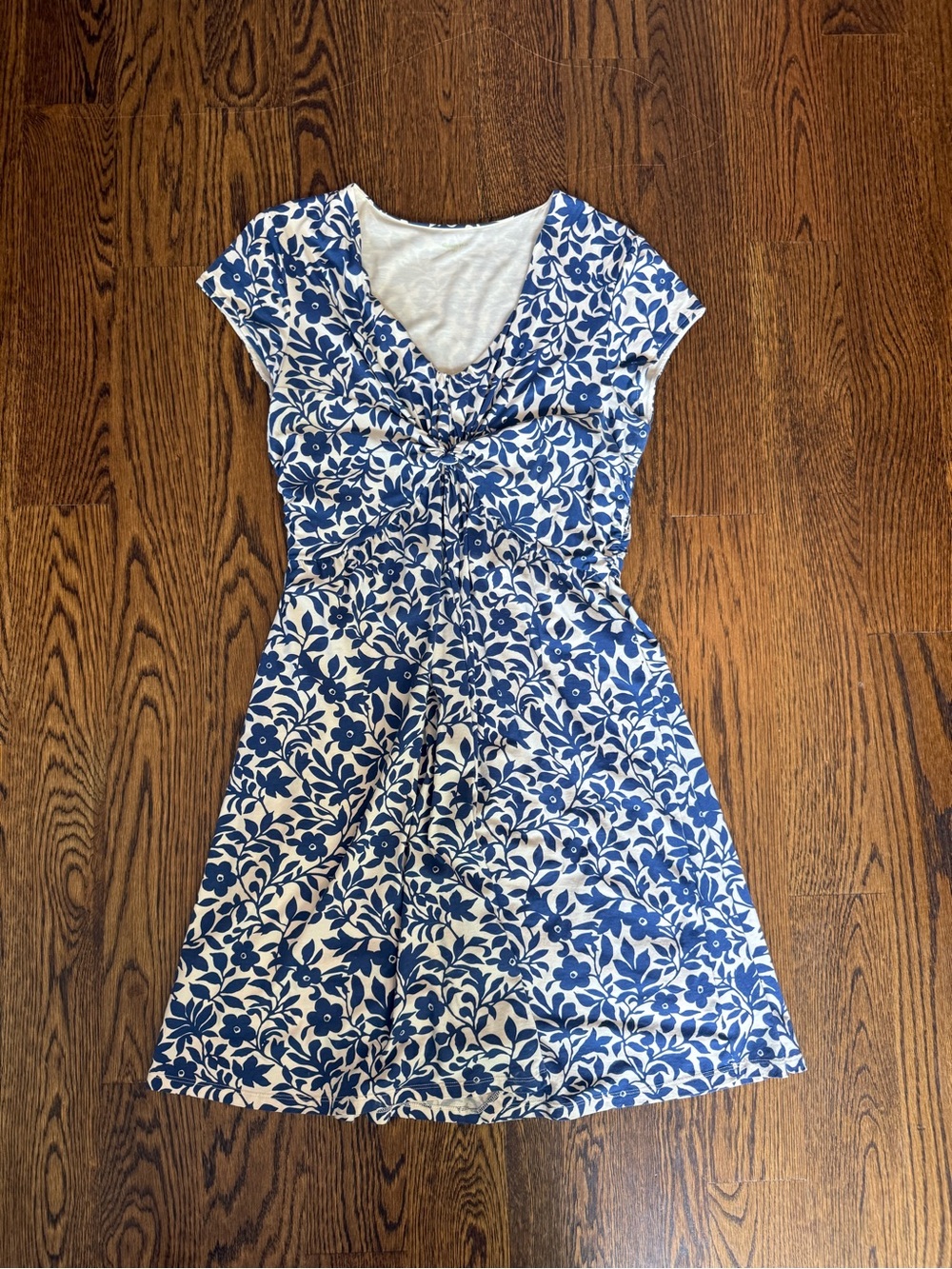 Garnet Hill Blue and White Floral V-Neck Women's Dress